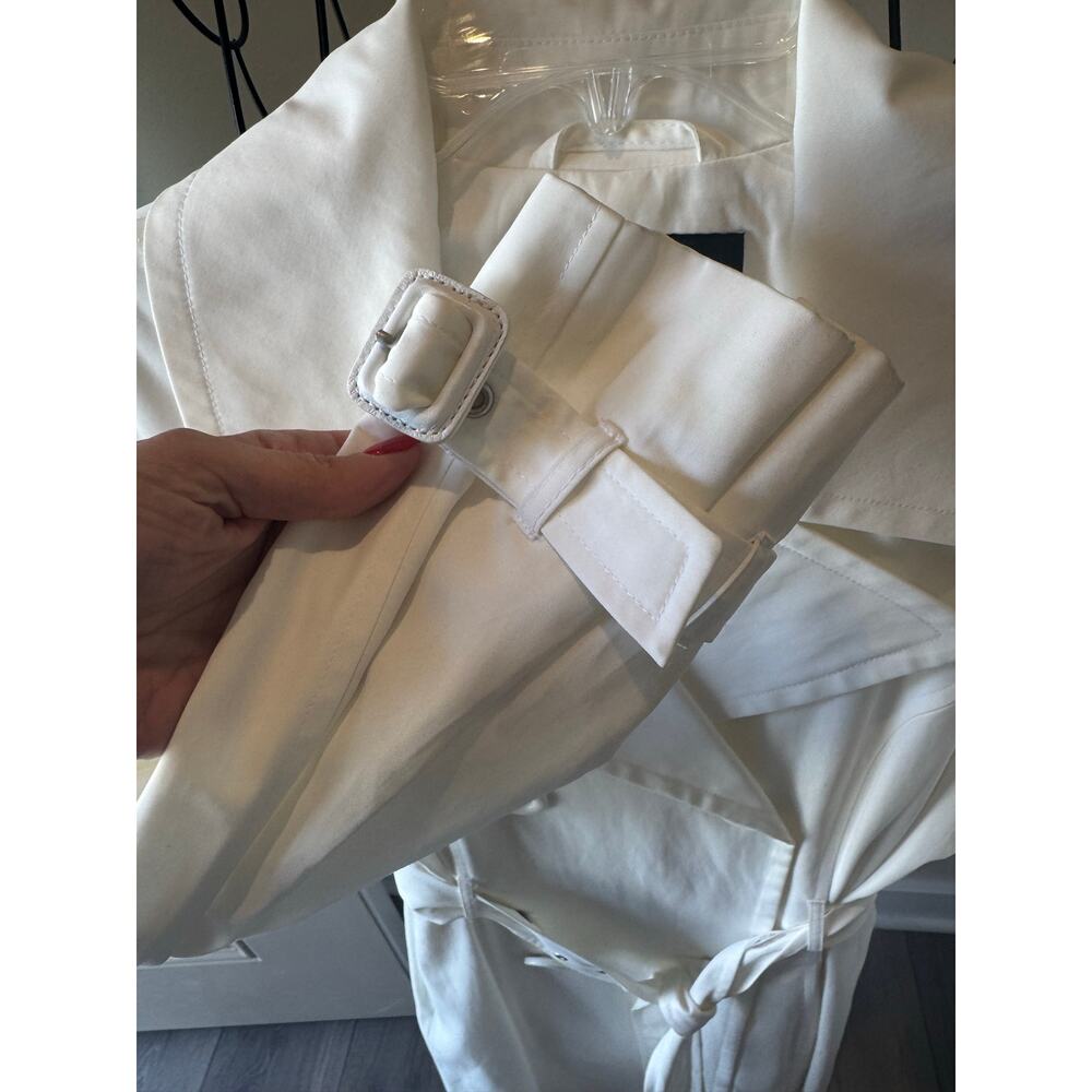 Jones New York Ivory Double-Breasted Belted Trench Coat Size Medium - Picture 3 of 5
